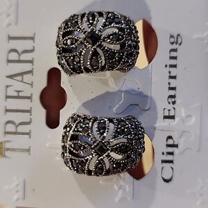 Trifari Black and Silver Clip Earrings